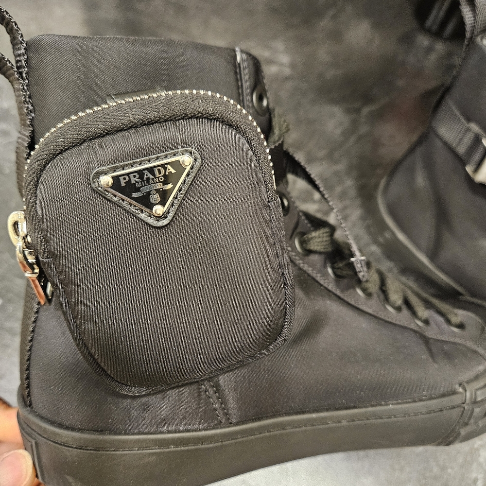 Authentic Prada Re-Nylon Sneakers - Picture 5 of 10